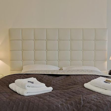 Appartamento Penthouse Muelheim- Ruhr - Zentral - Edel - Luxus Pur Mülheim an der Ruhr Esterno foto